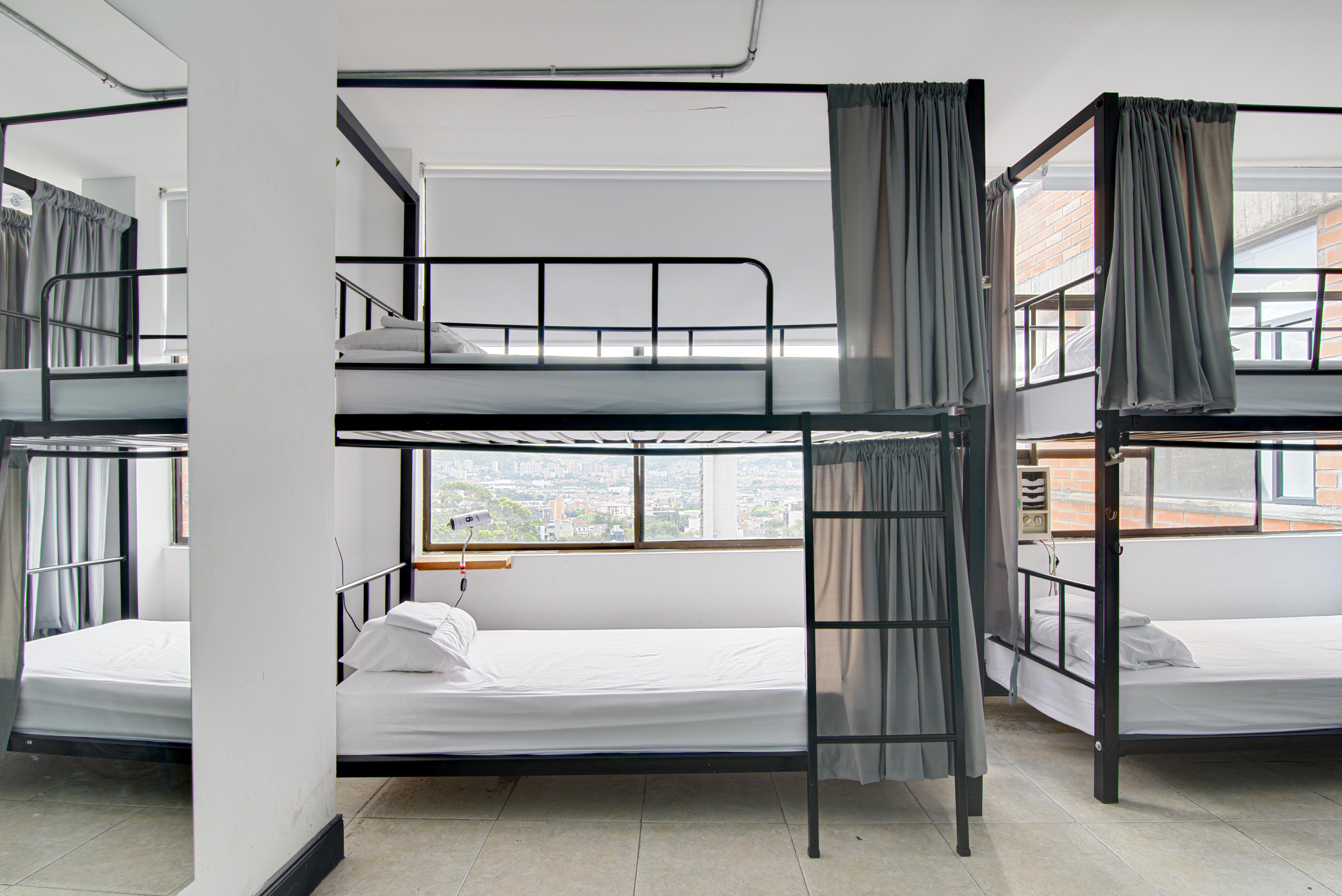 Selina Hotel 3*